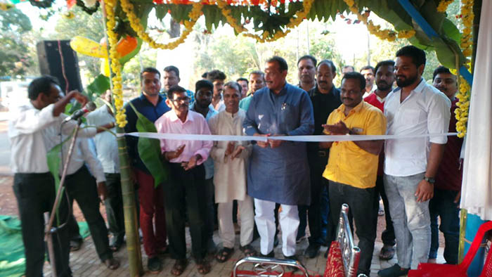 ಬನ್ನಡ್ಕ: ಅಟೋರಿಕ್ಷಾ ತಂಗುದಾಣ ಮೇಲ್ಛಾಚಣಿ,ಇಂಟರ್‌ಲಾಕ್ ಉದ್ಘಾಟನೆ